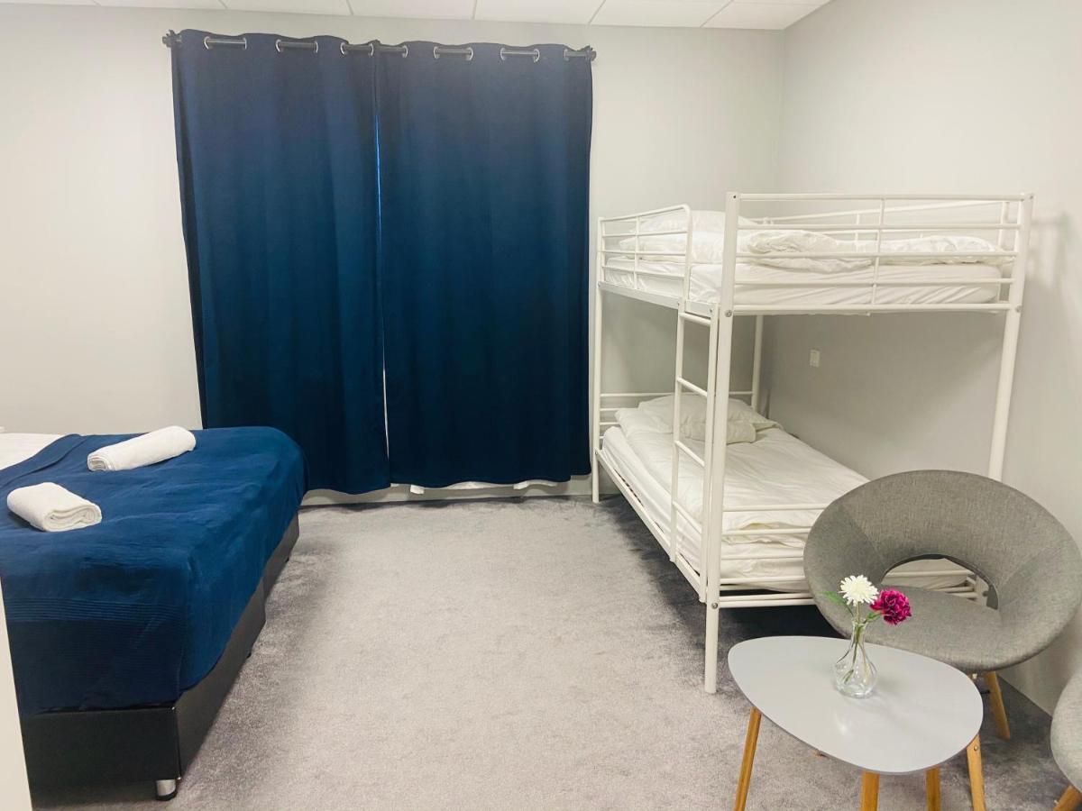 Hotel Tjarna Njarthvik Εξωτερικό φωτογραφία
